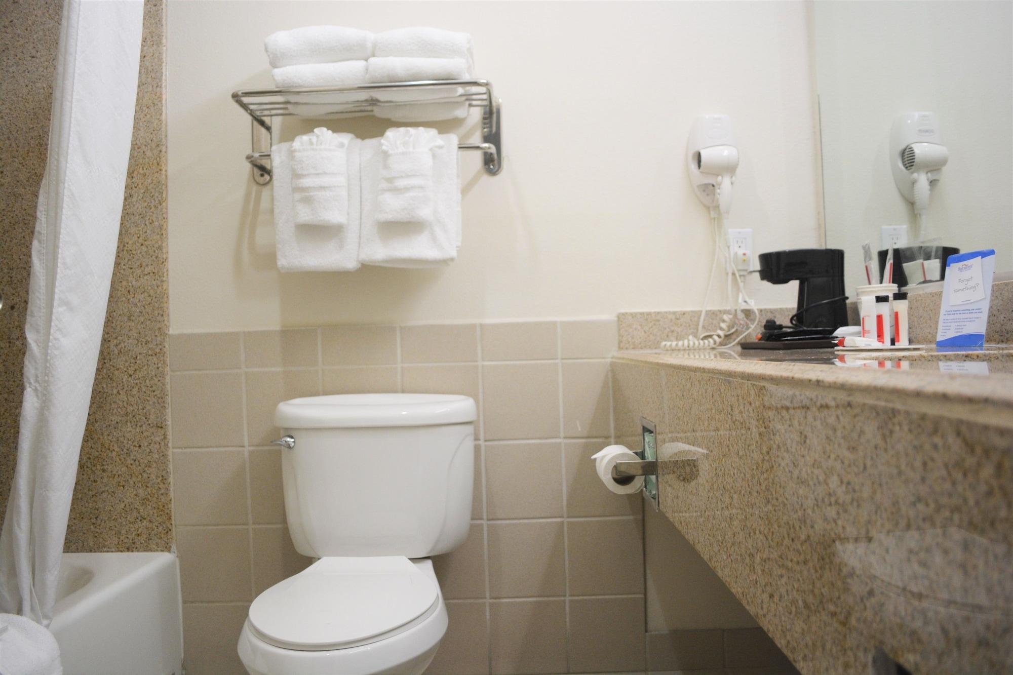 Baymont By Wyndham Hotel 3*